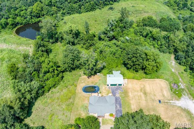 5171 Old Alton Edwardsville Road, Edwardsville, IL 62025