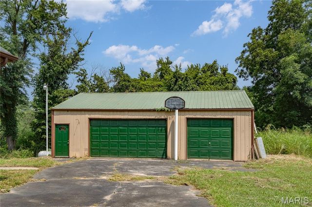 5171 Old Alton Edwardsville Road, Edwardsville, IL 62025