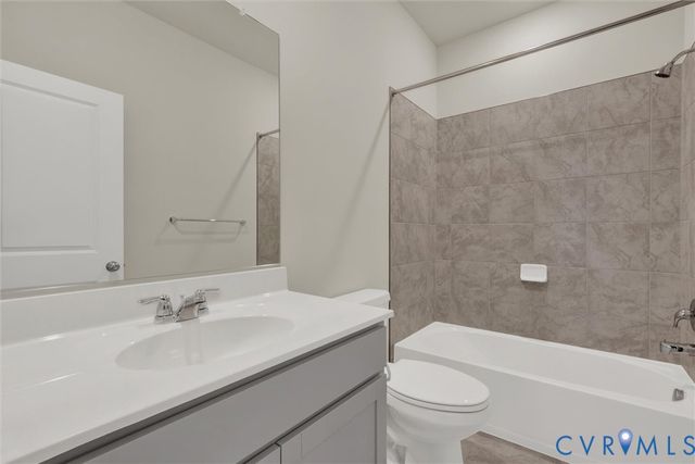 8748 Centerline Dr, Chesterfield, VA 23832