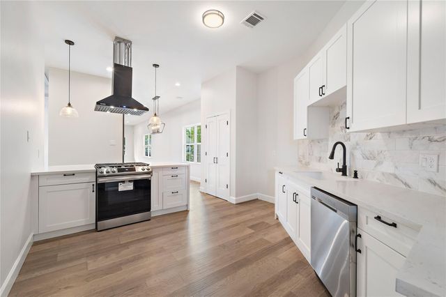 504 Vincent Street, Houston, TX 77009