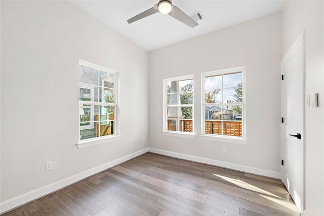 504 Vincent Street, Houston, TX 77009