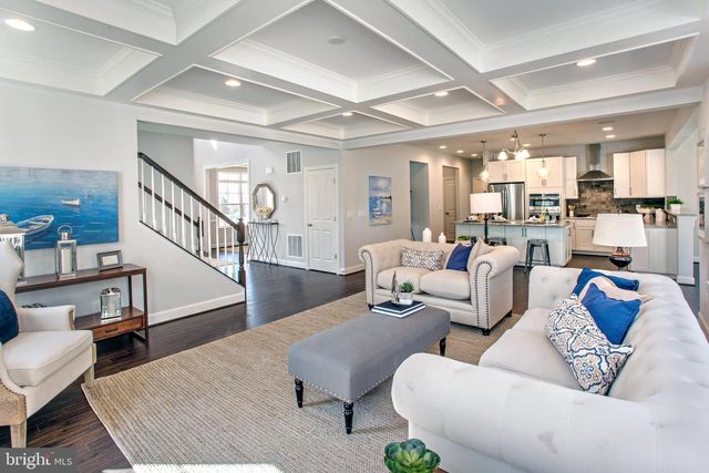 5415 WOODWAY DR, Alexandria, VA 22310