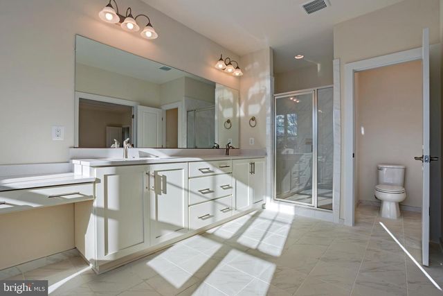 5415 WOODWAY DR, Alexandria, VA 22310