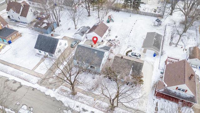 1417 W 8TH STREET, Appleton, WI 54914