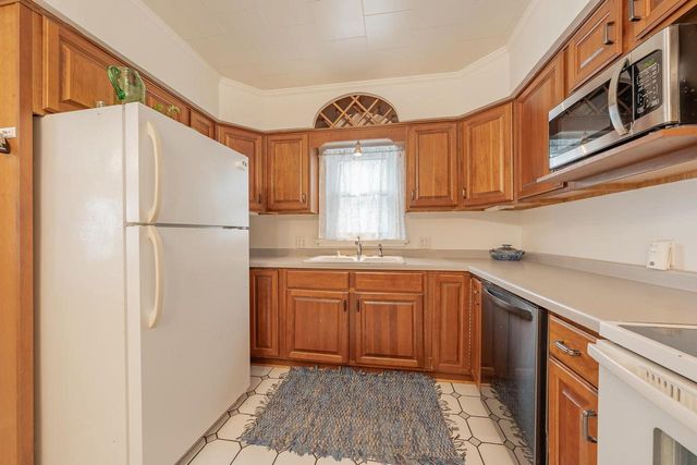 1417 W 8TH STREET, Appleton, WI 54914