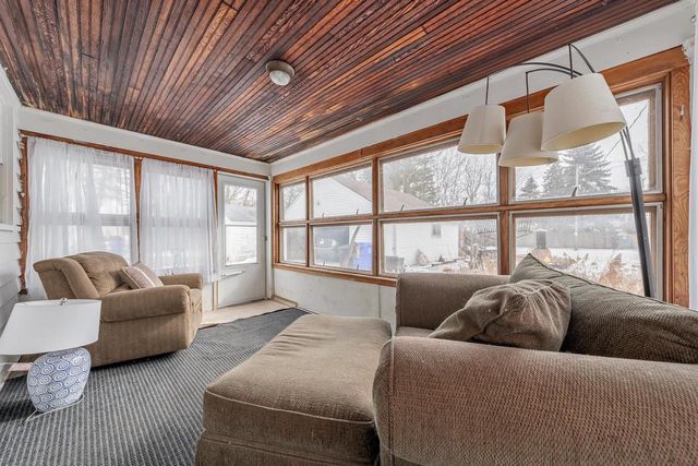 1417 W 8TH STREET, Appleton, WI 54914