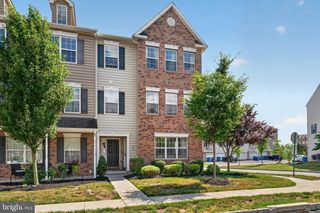 3053 DAVENPORT WAY #97 L, Pennsburg, PA 18073