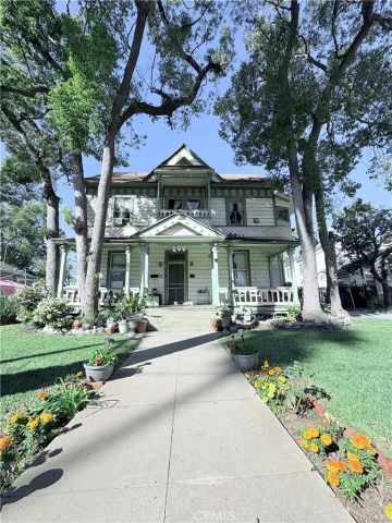 209 Carlton, Pasadena, CA 91103