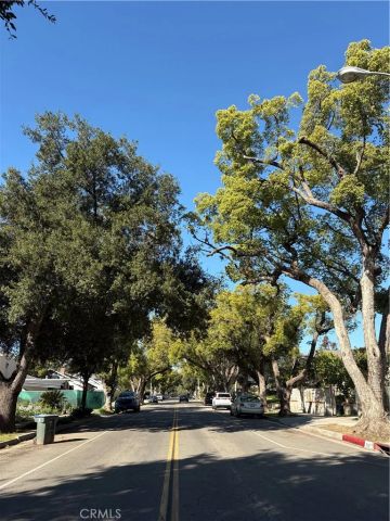 209 Carlton, Pasadena, CA 91103