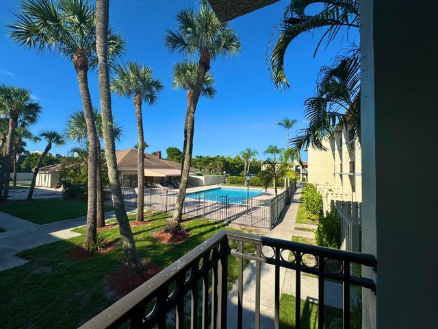 1500 N Congress Avenue A313, West Palm Beach, FL 33401