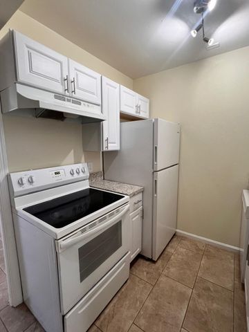 1500 N Congress Avenue A313, West Palm Beach, FL 33401