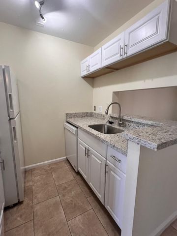 1500 N Congress Avenue A313, West Palm Beach, FL 33401