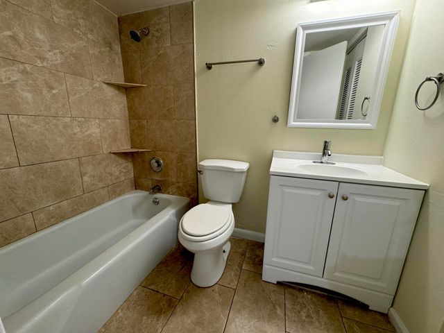 1500 N Congress Avenue A313, West Palm Beach, FL 33401
