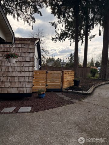 25920 184TH Place SE, Covington, WA 98042