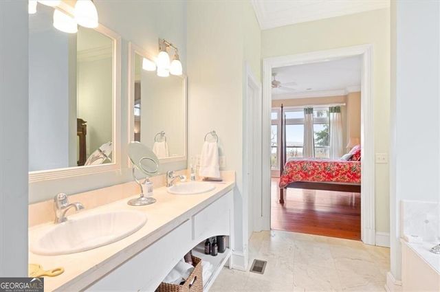 1045 River Club Road NE, Townsend, GA 31331