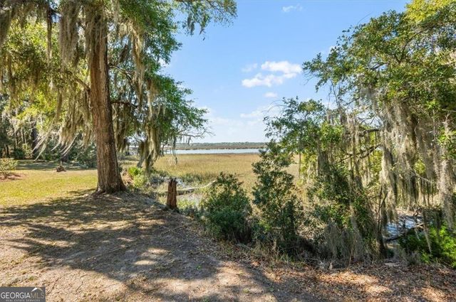 1045 River Club Road NE, Townsend, GA 31331