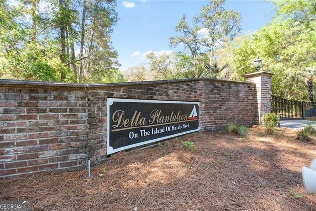 1045 River Club Road NE, Townsend, GA 31331