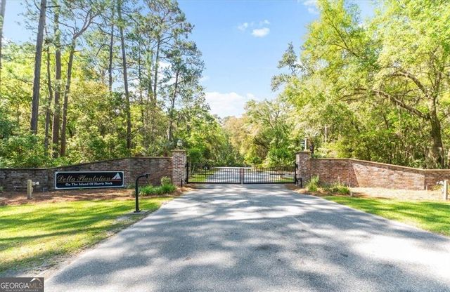 1045 River Club Road NE, Townsend, GA 31331