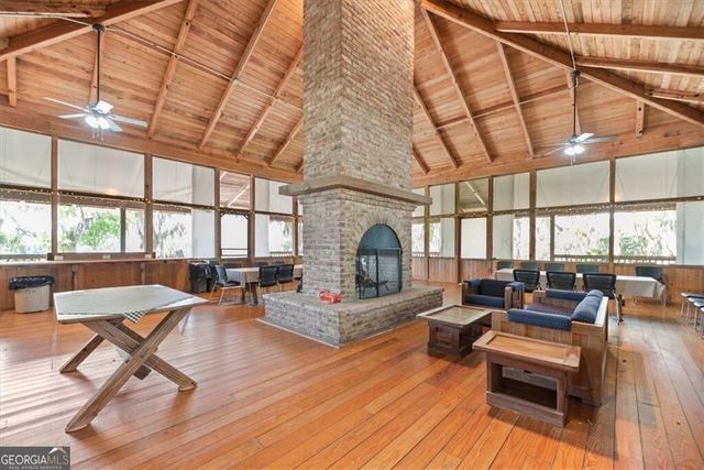 1045 River Club Road NE, Townsend, GA 31331