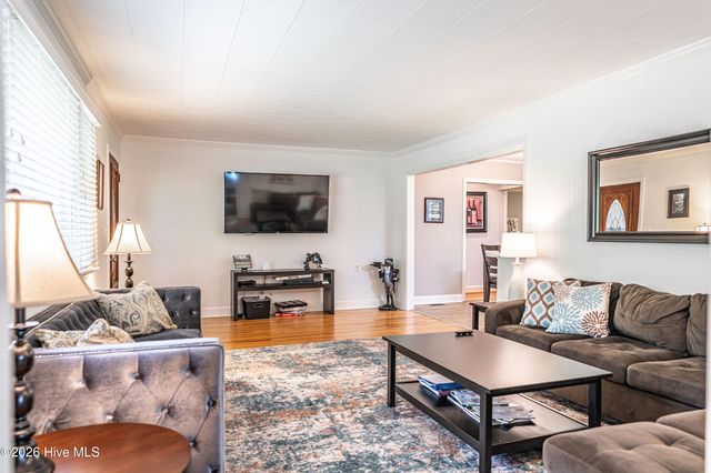 1360 Midland Road, Southern Pines, NC 28387