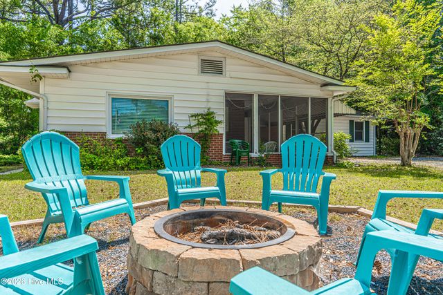 1360 Midland Road, Southern Pines, NC 28387