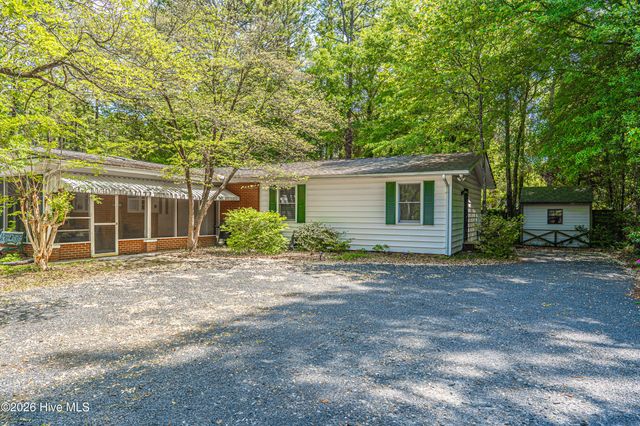 1360 Midland Road, Southern Pines, NC 28387