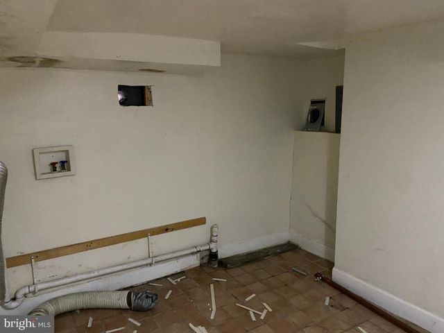 1923 N LONGWOOD ST N, Baltimore, MD 21216