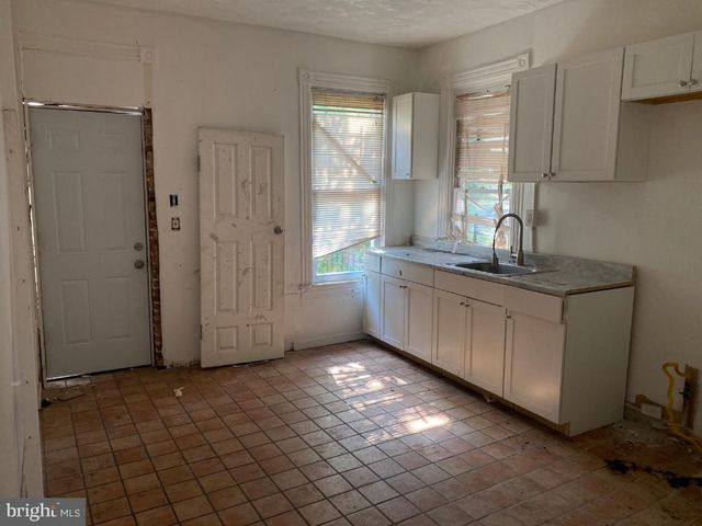 1923 N LONGWOOD ST N, Baltimore, MD 21216