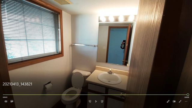 156 CASTLEWOOD Court 156, Roselle, IL 60172