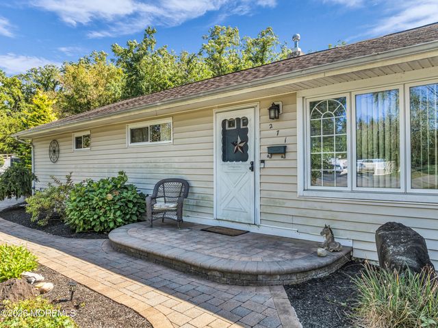 271 Leswing Drive, Brick, NJ 08723