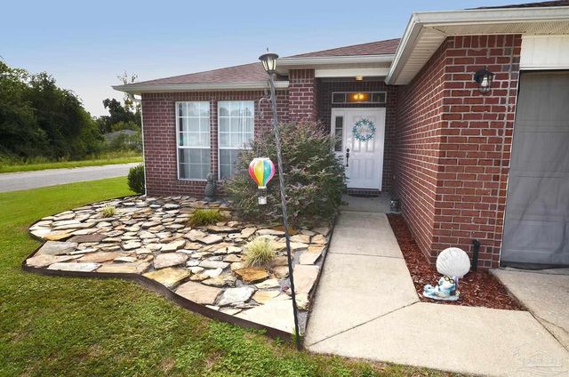 769 Forgotten Creek Ln, Pensacola, FL 32514