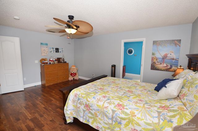 769 Forgotten Creek Ln, Pensacola, FL 32514