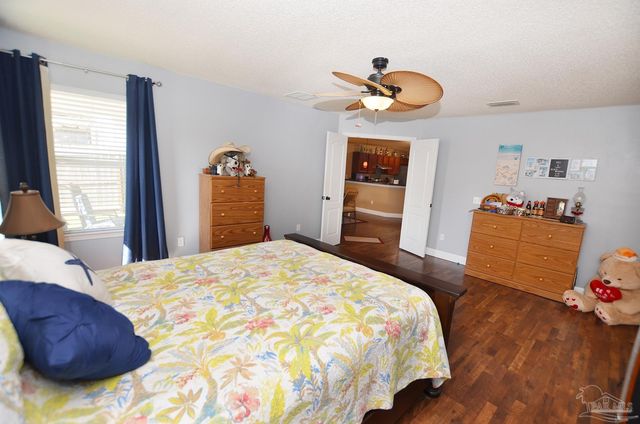 769 Forgotten Creek Ln, Pensacola, FL 32514