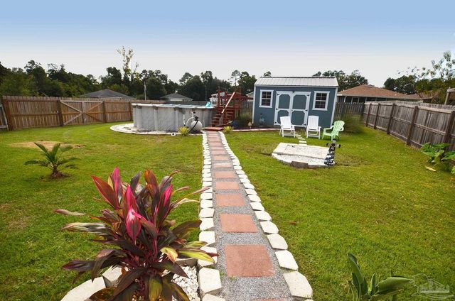 769 Forgotten Creek Ln, Pensacola, FL 32514