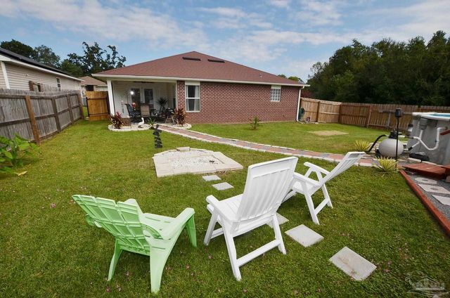 769 Forgotten Creek Ln, Pensacola, FL 32514