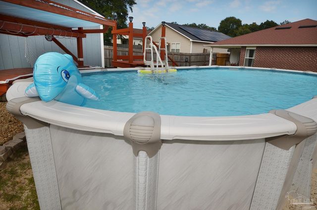 769 Forgotten Creek Ln, Pensacola, FL 32514