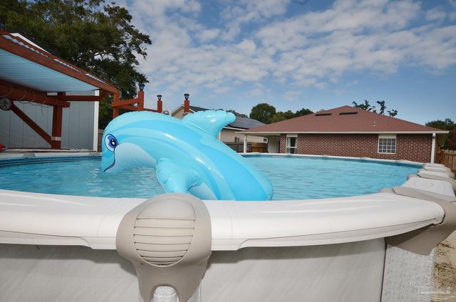 769 Forgotten Creek Ln, Pensacola, FL 32514