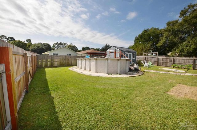 769 Forgotten Creek Ln, Pensacola, FL 32514