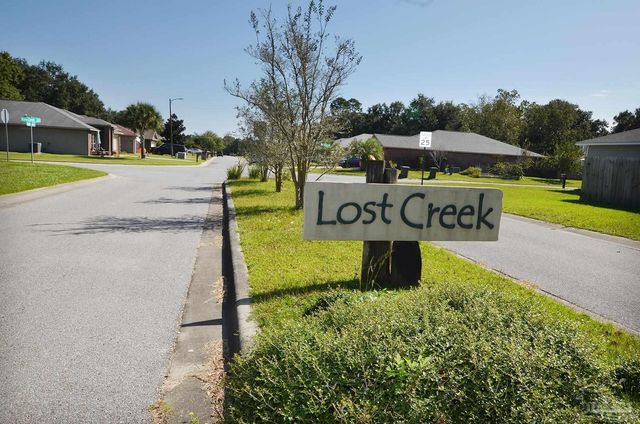 769 Forgotten Creek Ln, Pensacola, FL 32514