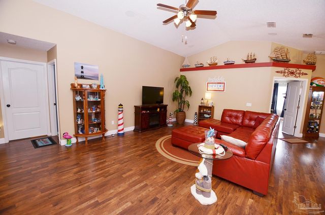 769 Forgotten Creek Ln, Pensacola, FL 32514