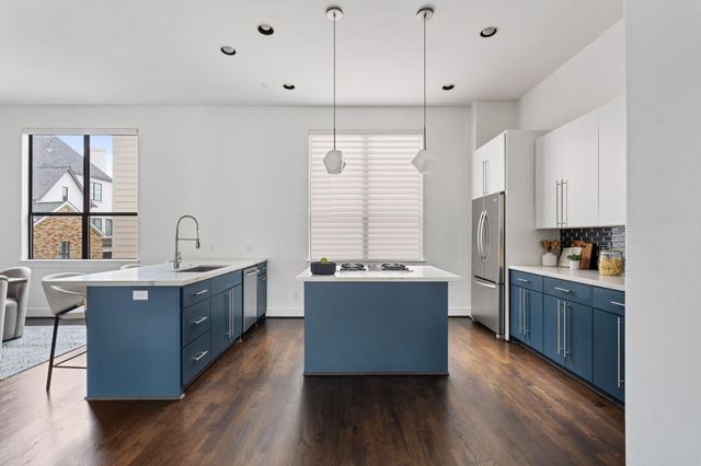 2105 Woodhead Street, Houston, TX 77019