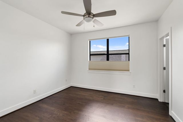 2105 Woodhead Street, Houston, TX 77019