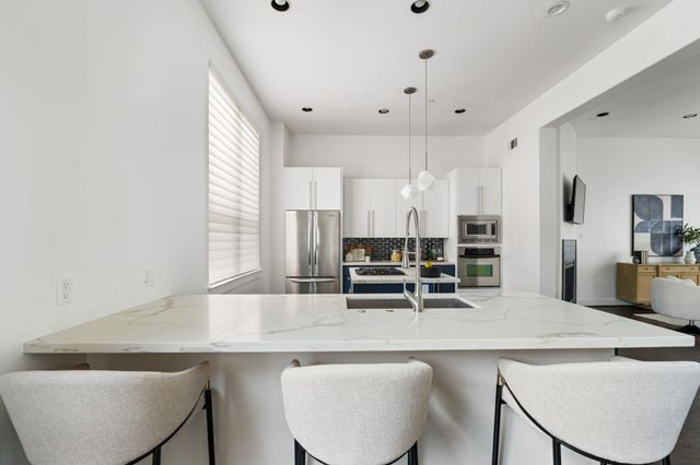 2105 Woodhead Street, Houston, TX 77019