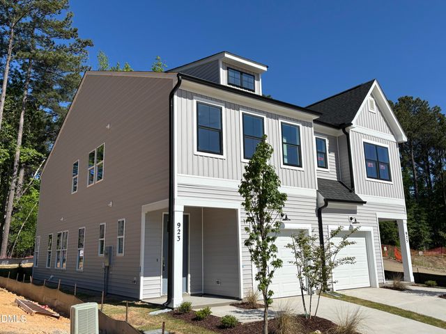 925 Selby Avenue, Durham, NC 27713