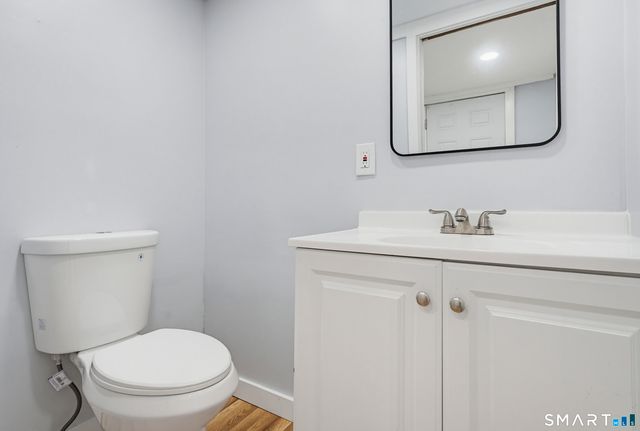 23 James Avenue, Waterford, CT 06375