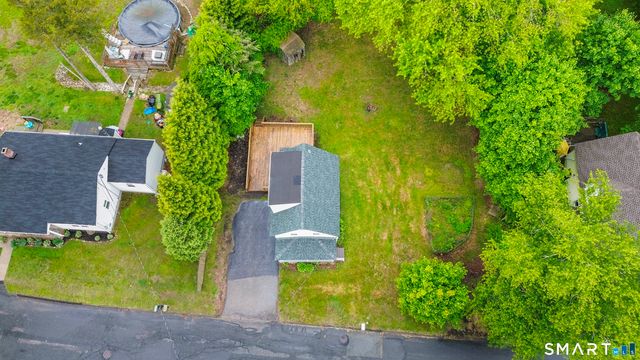 23 James Avenue, Waterford, CT 06375