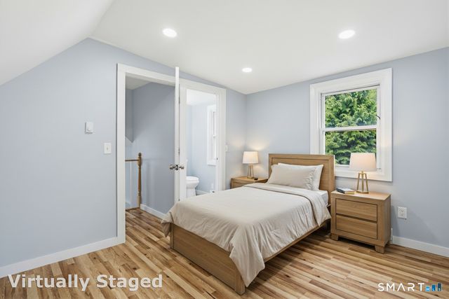 23 James Avenue, Waterford, CT 06375