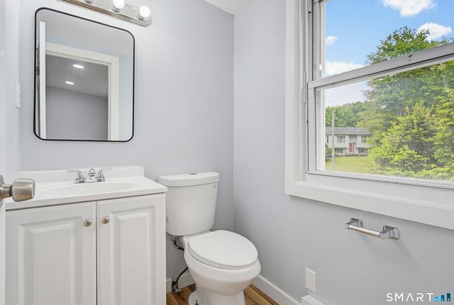 23 James Avenue, Waterford, CT 06375