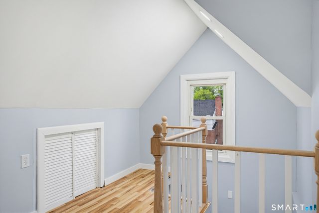 23 James Avenue, Waterford, CT 06375