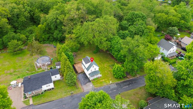 23 James Avenue, Waterford, CT 06375
